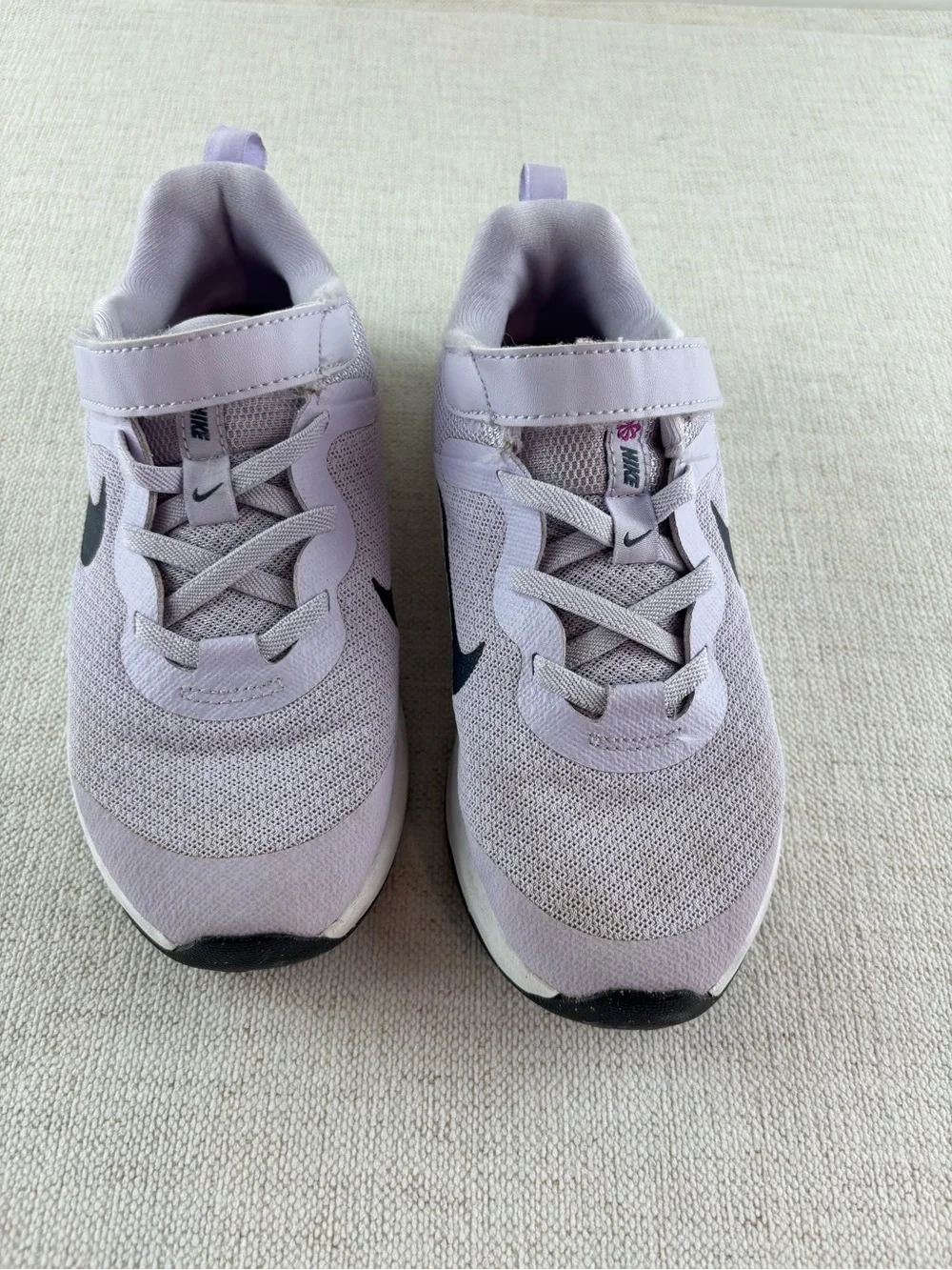 Nike gently used